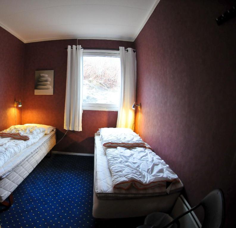 Gulen Dive Resort Dalsoyra Room photo